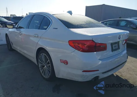 2018 BMW 530E Iperformance z USA, uszkodzony, nr VIN WBAJA9C55JB251094